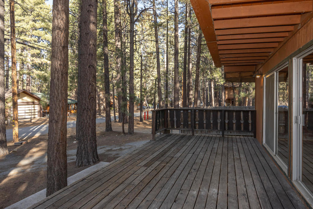 41603 Comstock Lane Property Photo 2