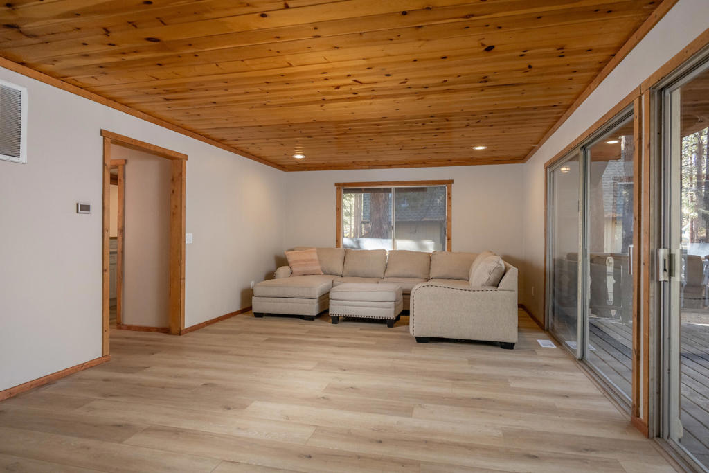41603 Comstock Lane Property Photo 8