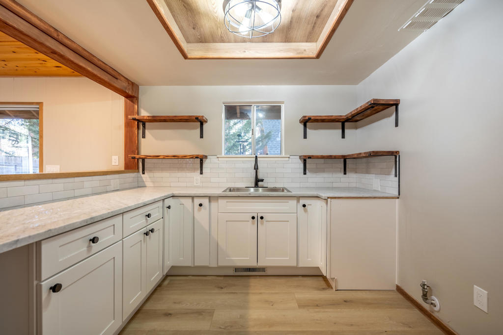 41603 Comstock Lane Property Photo 15