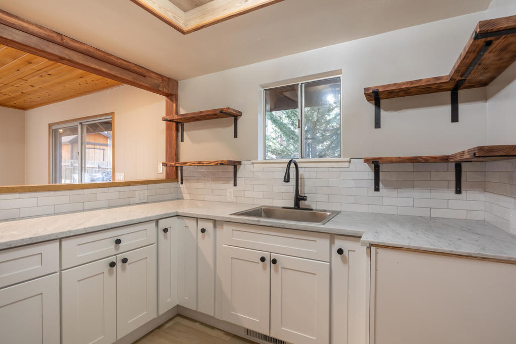 41603 Comstock Lane Property Photo 16