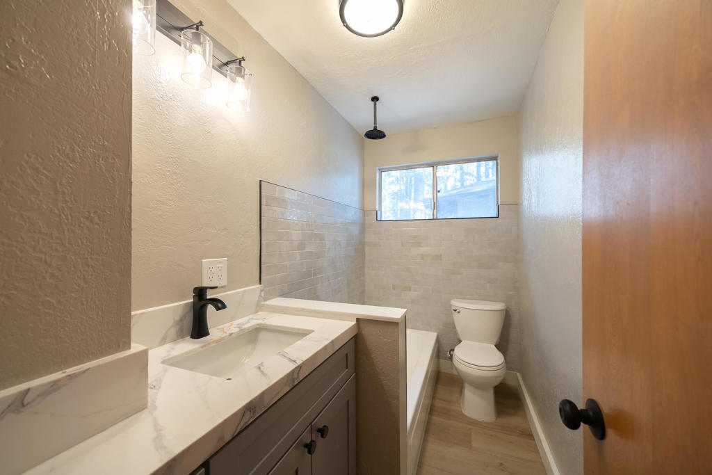 41603 Comstock Lane Property Photo 25