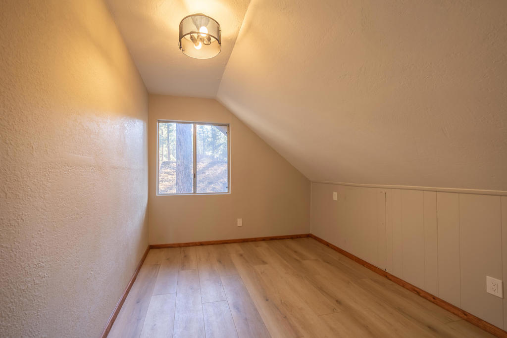 41603 Comstock Lane Property Photo 28