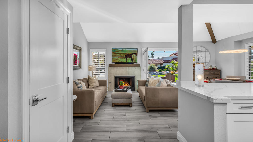 120 Avellino Circle Property Photo 1