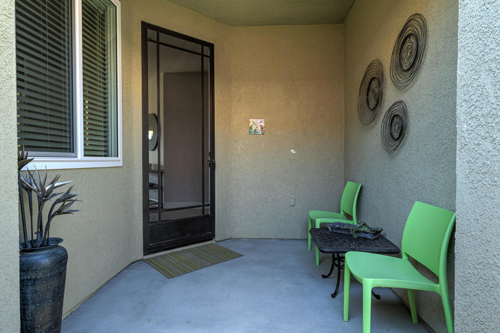 67659 S Natoma Drive Property Photo 4