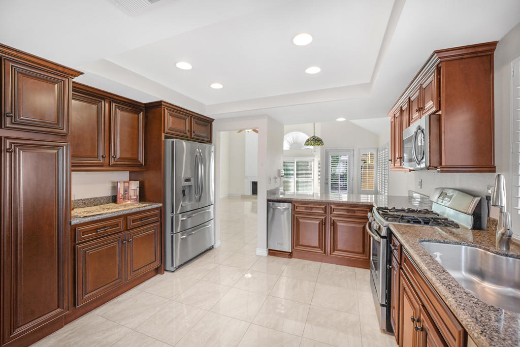 45455 San Pablo Avenue Property Photo 12