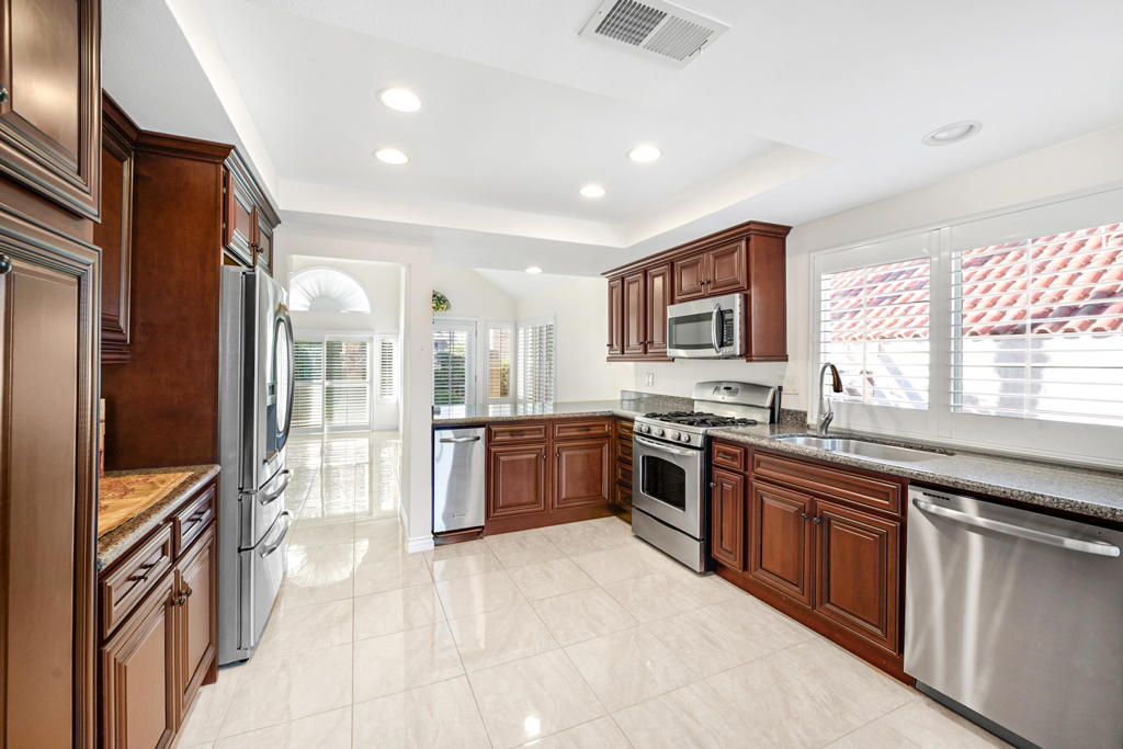 45455 San Pablo Avenue Property Photo 13