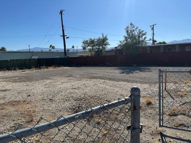 73451 Colonial Drive Property Photo 5