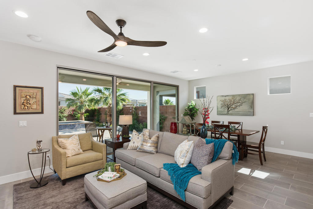 82420 Round Valley Drive Property Photo 10