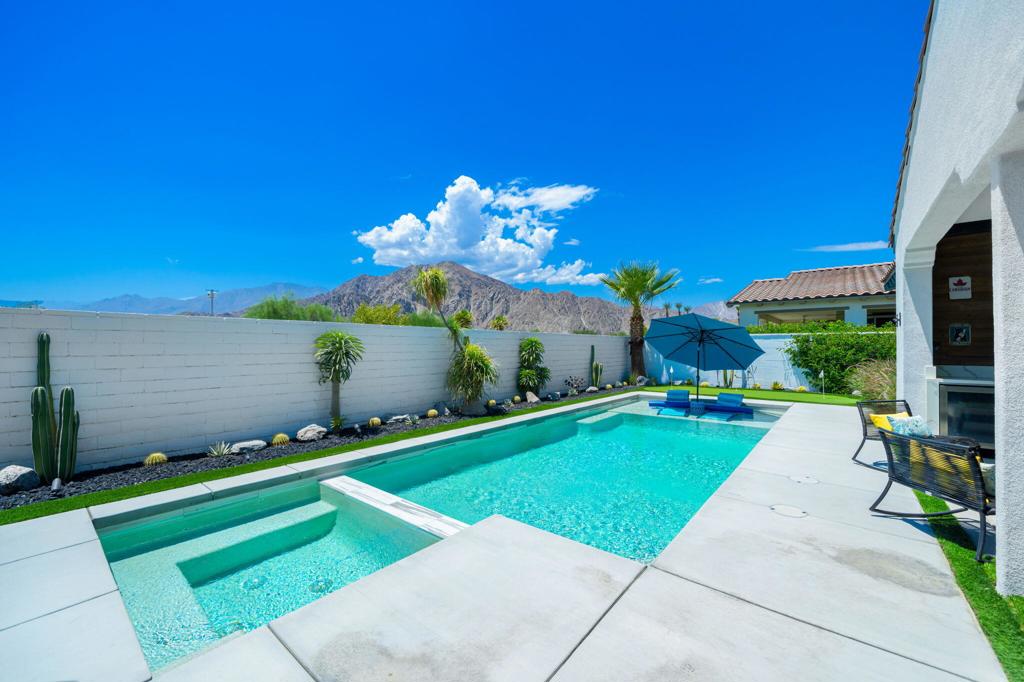 79735 Via San Mateo Property Photo