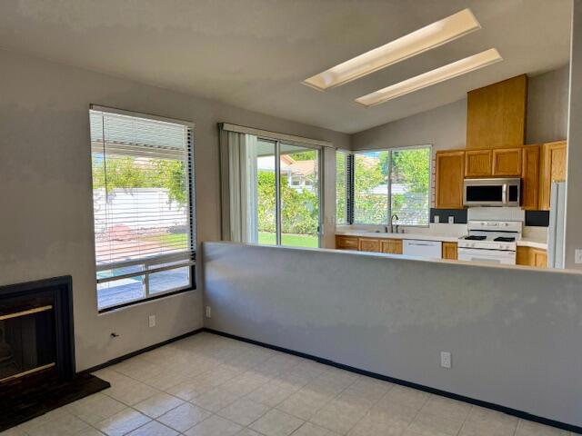 230 Strada Fortuna Property Photo 14