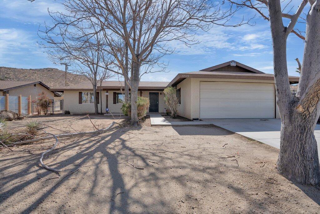 57375 Navajo Trail Property Photo