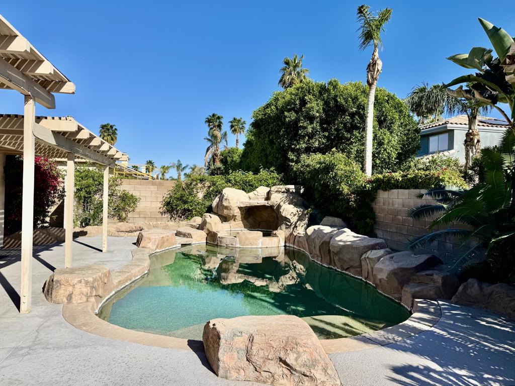 74505 Coral Bells Circle Property Photo