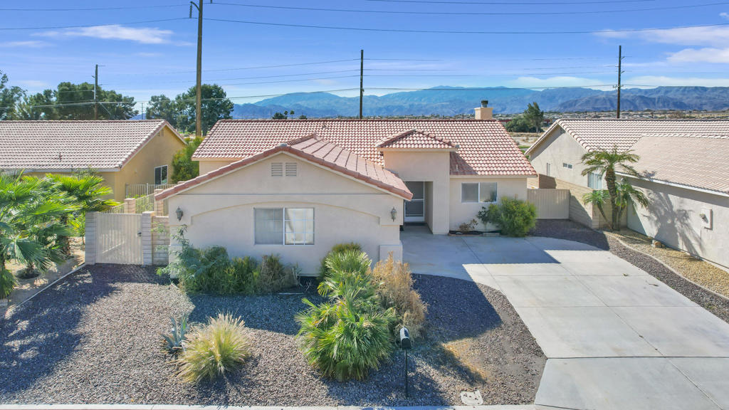73951 White Sands Drive Property Photo