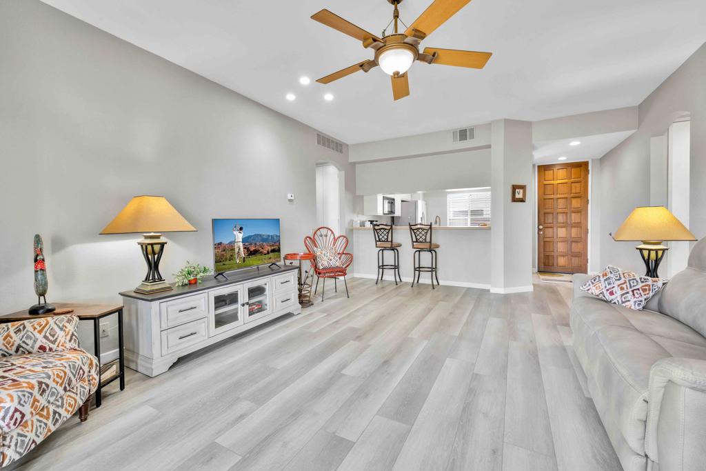 67232 W Chimayo Drive Property Photo 7