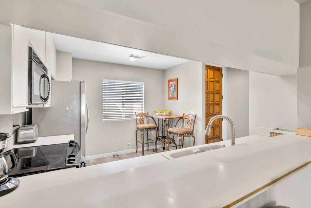 67232 W Chimayo Drive Property Photo 9