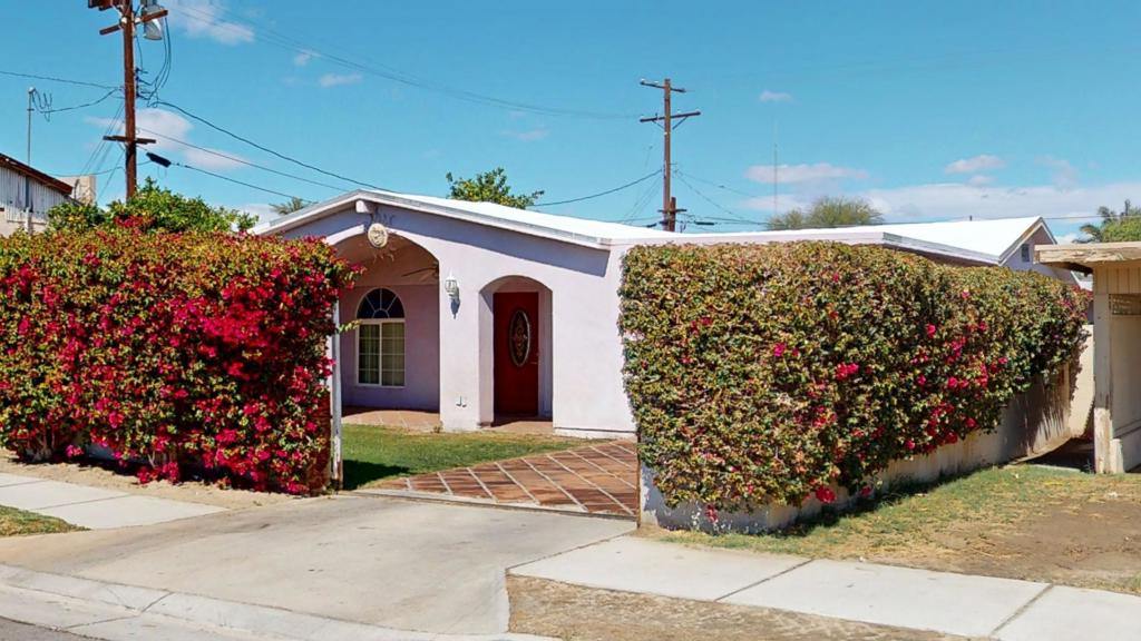 85041 Cairo Street Property Photo
