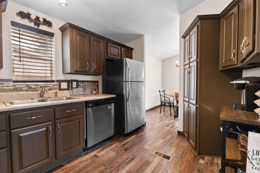 357 Kern Avenue Property Photo 10