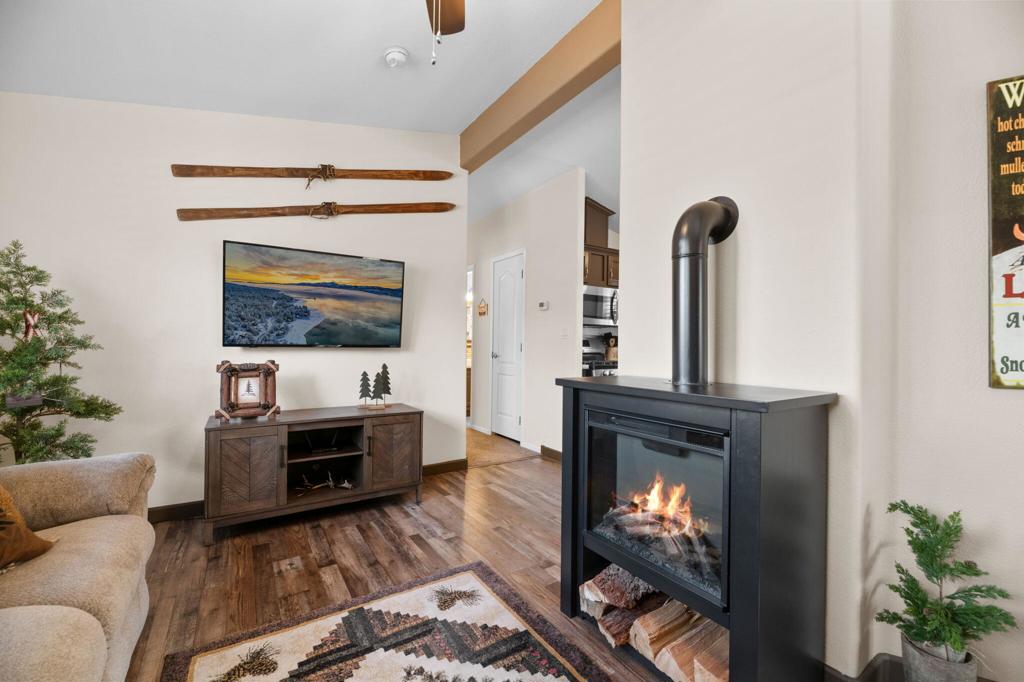 357 Kern Avenue Property Photo 13