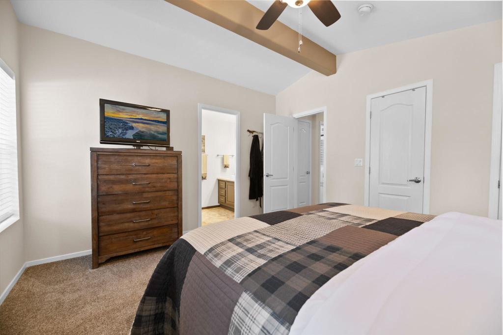 357 Kern Avenue Property Photo 22