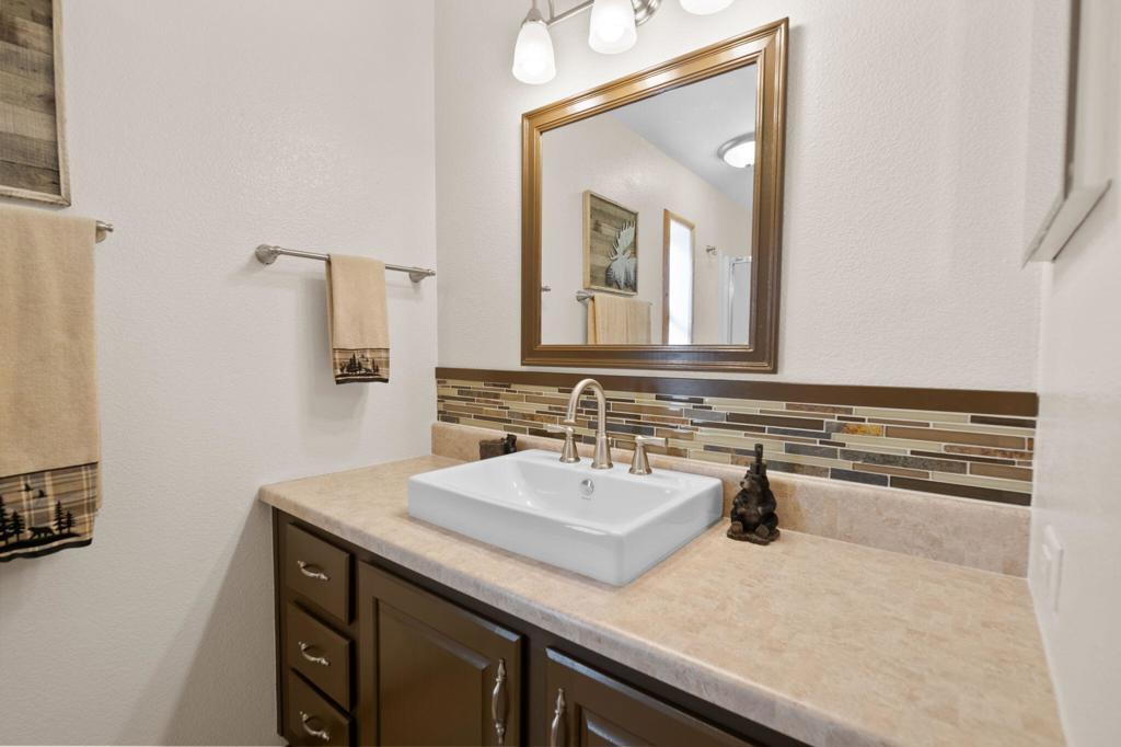 357 Kern Avenue Property Photo 23