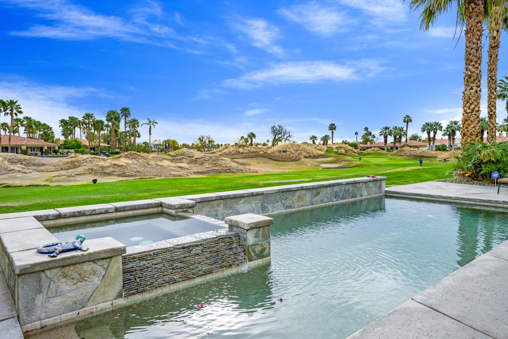 57168 Medinah Property Photo 1