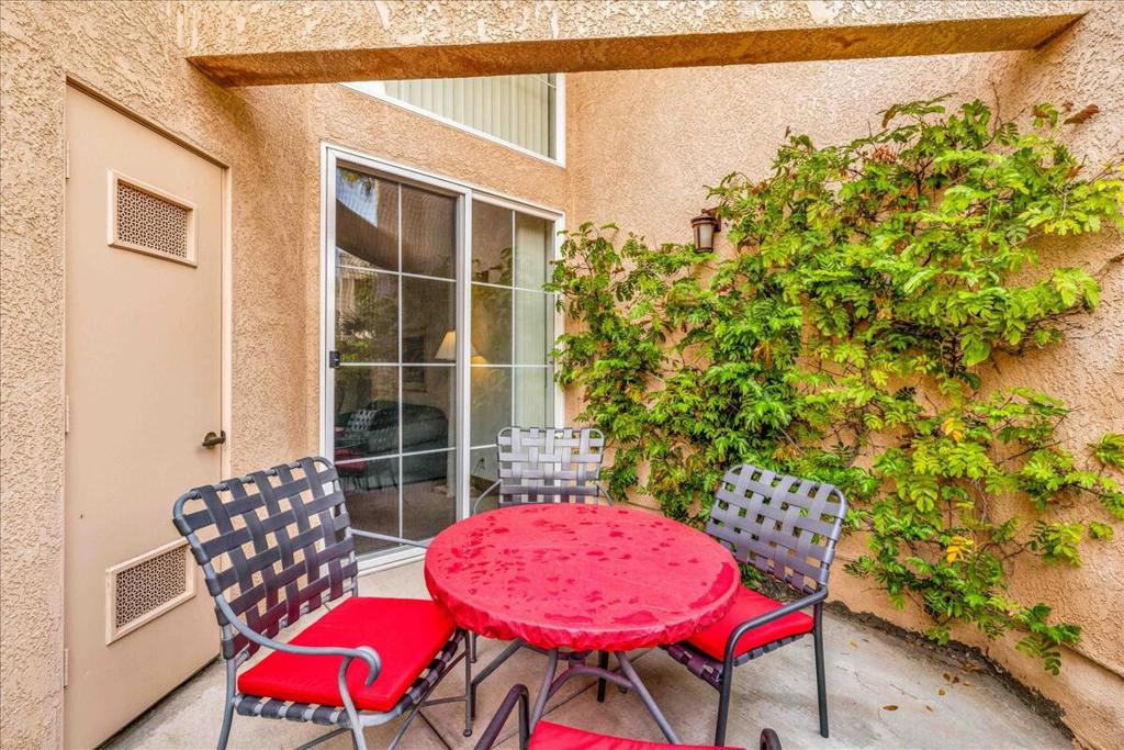 1555 N Chaparral Road 401 Property Photo 22