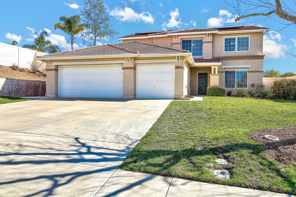 Call District Real Estate Listings Main Image
