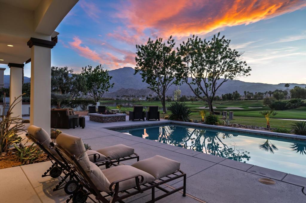 57545 Black Diamond Property Photo