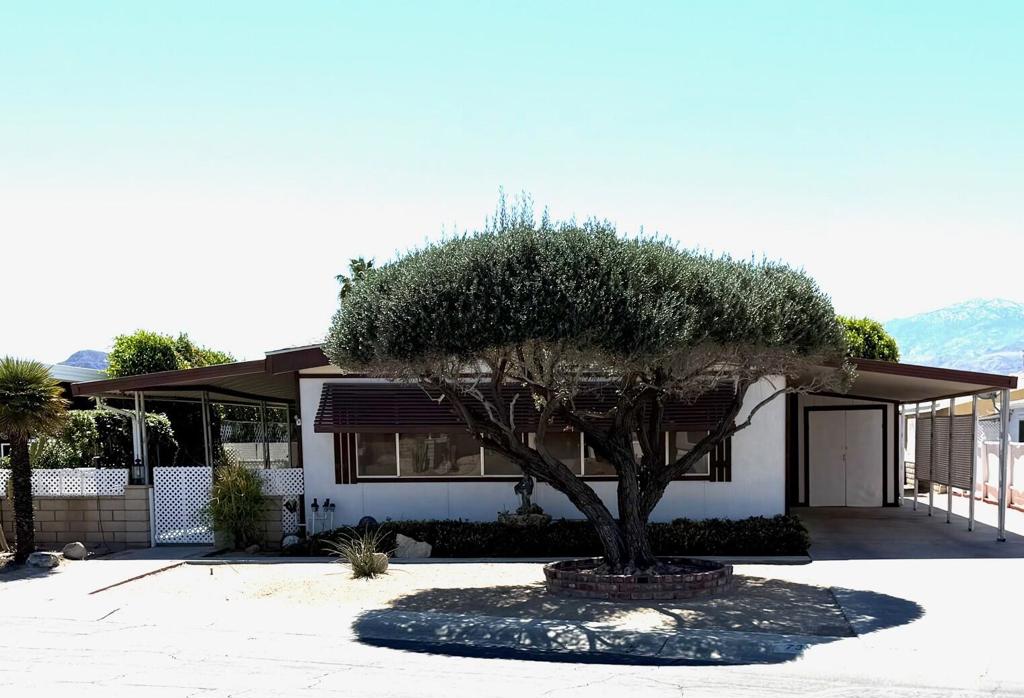 73875 Gun Circle Property Photo