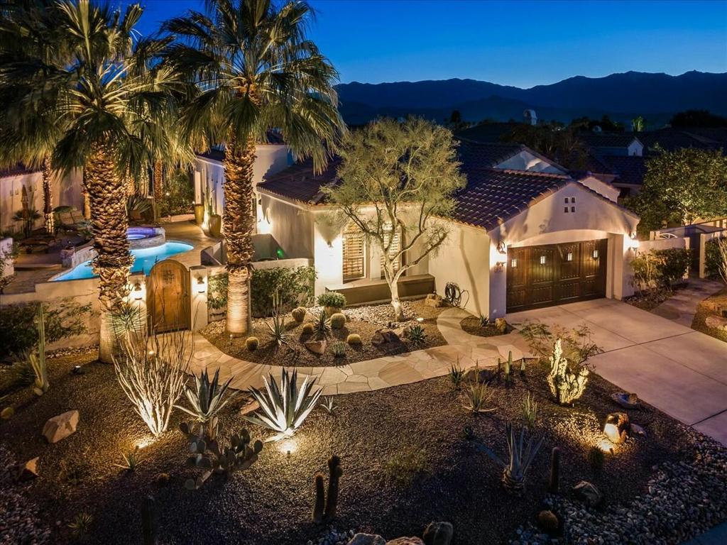65 Via Las Flores Property Photo