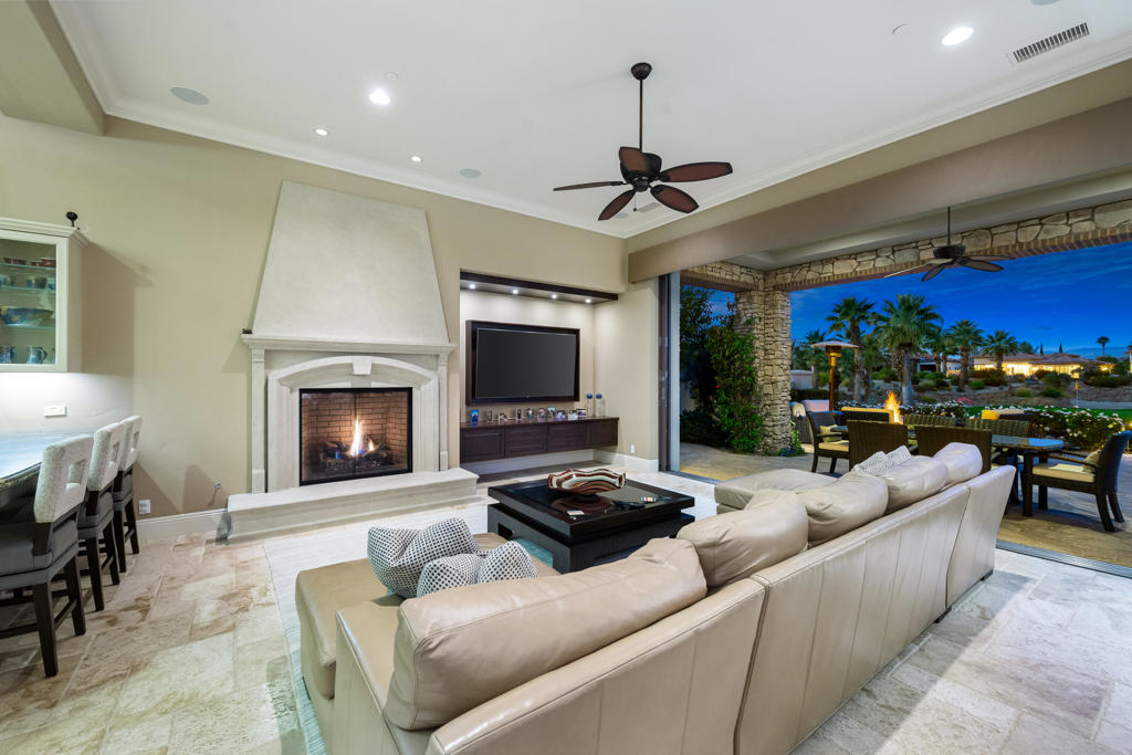 76292 Via Saturnia Property Photo 13