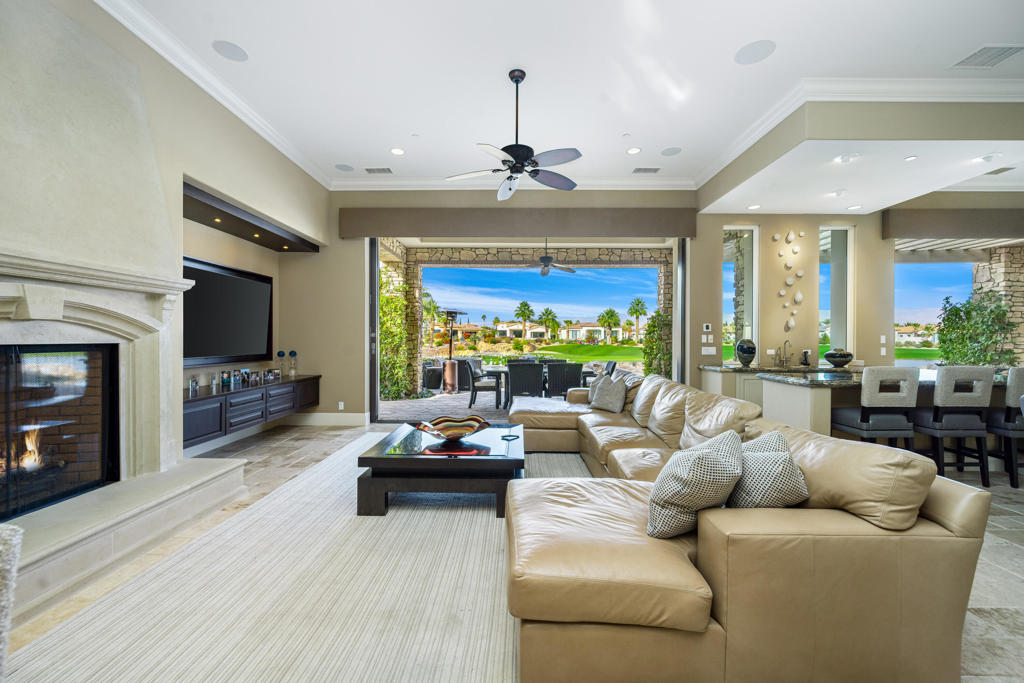 76292 Via Saturnia Property Photo 15