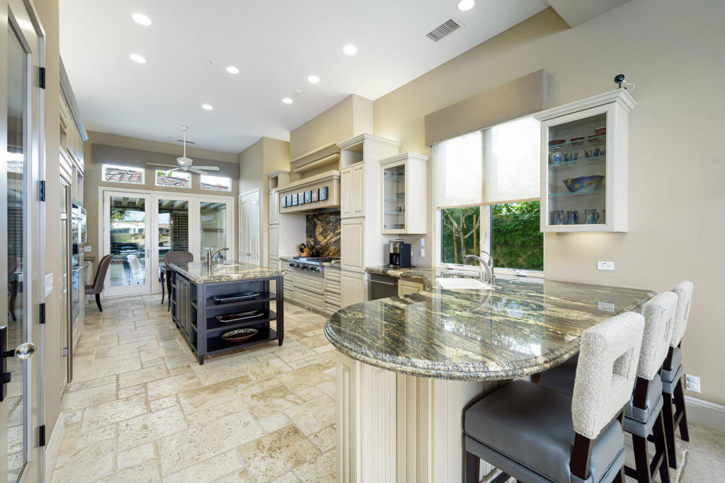 76292 Via Saturnia Property Photo 18