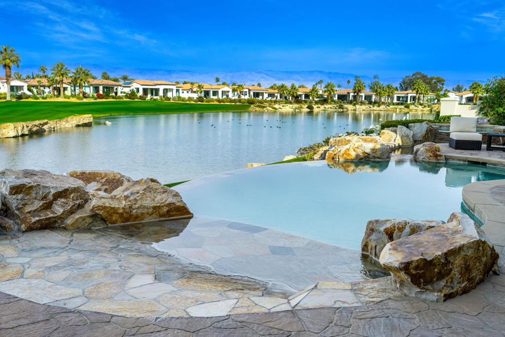 76292 Via Saturnia Property Photo 30