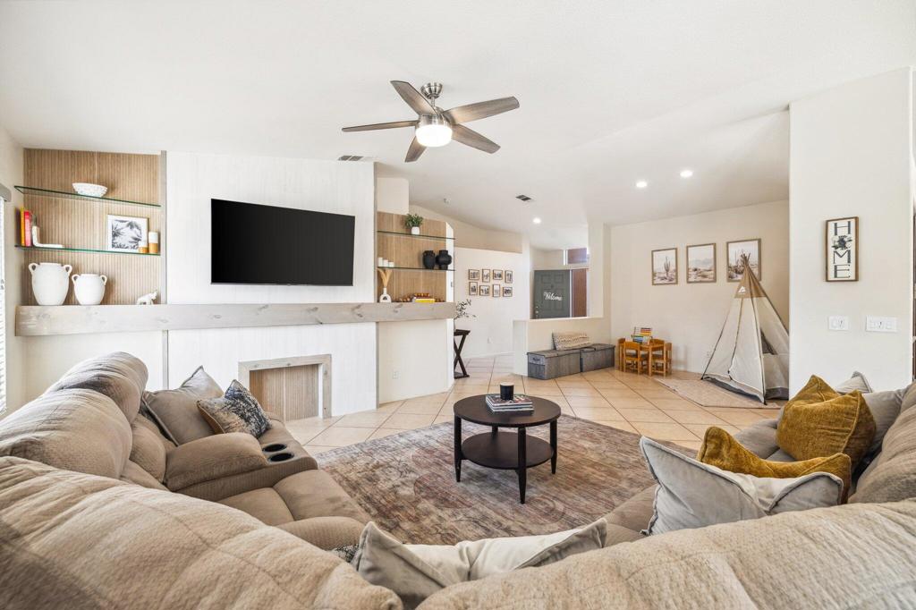 81175 Mariposa Circle Property Photo