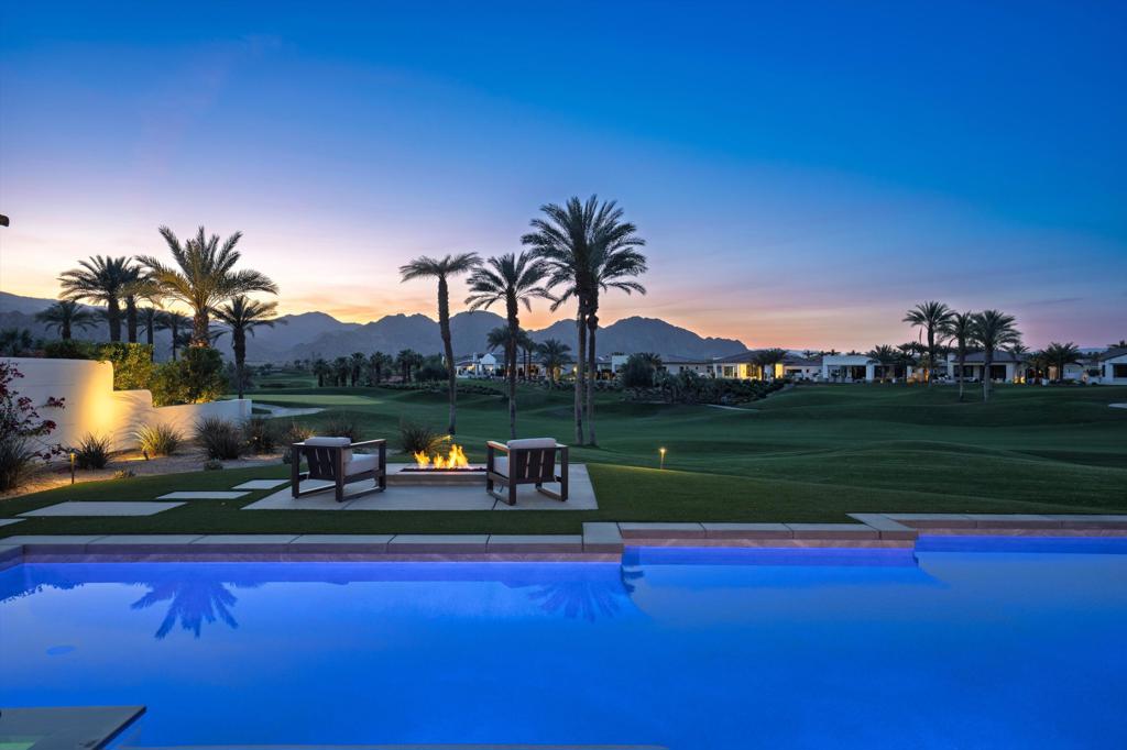 81594 Ronda Property Photo