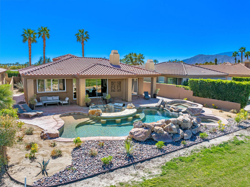 57895 Seminole Drive Property Photo