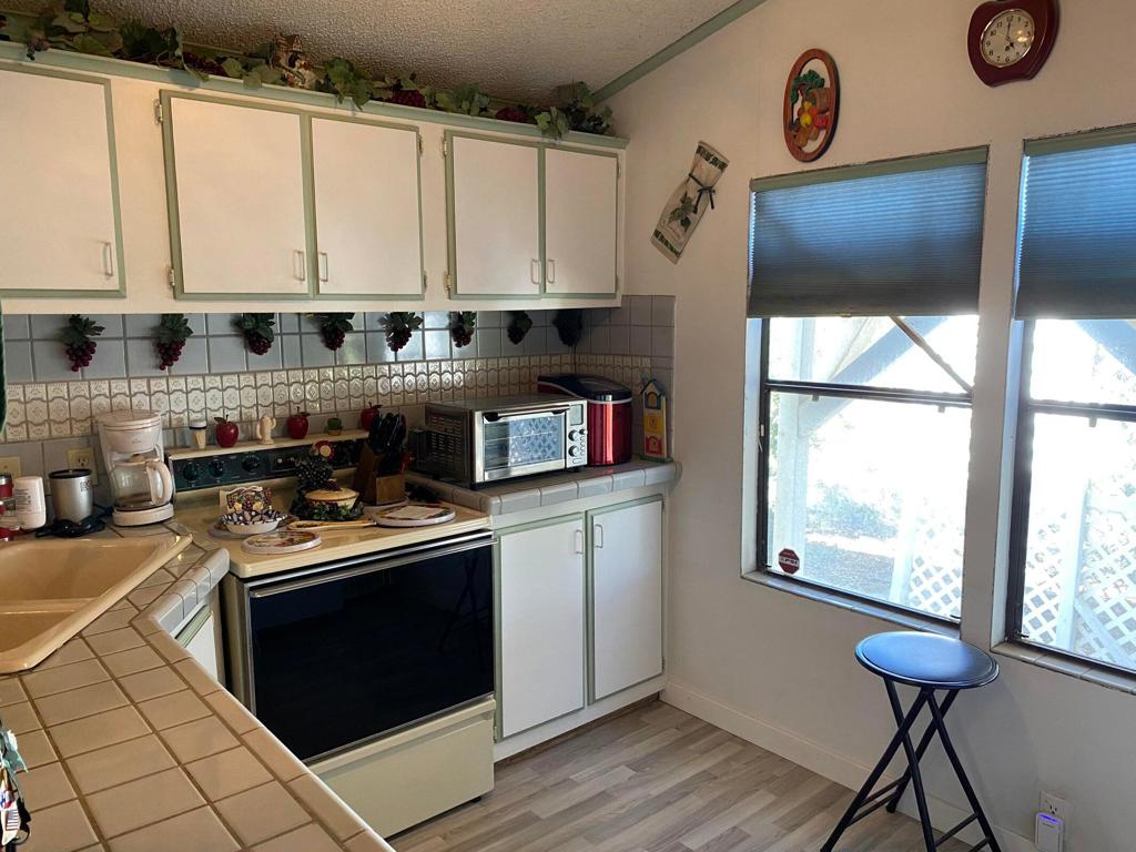 2881 Argus Avenue Property Photo 4