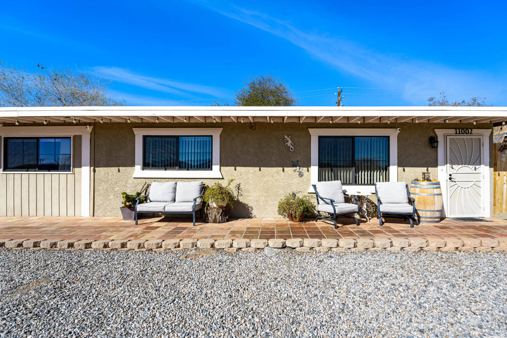 11002 Knobb Avenue Property Photo 5