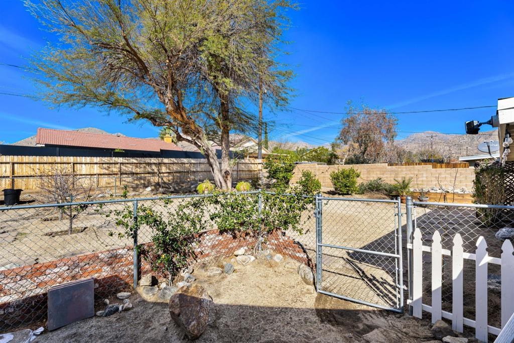 11002 Knobb Avenue Property Photo 39