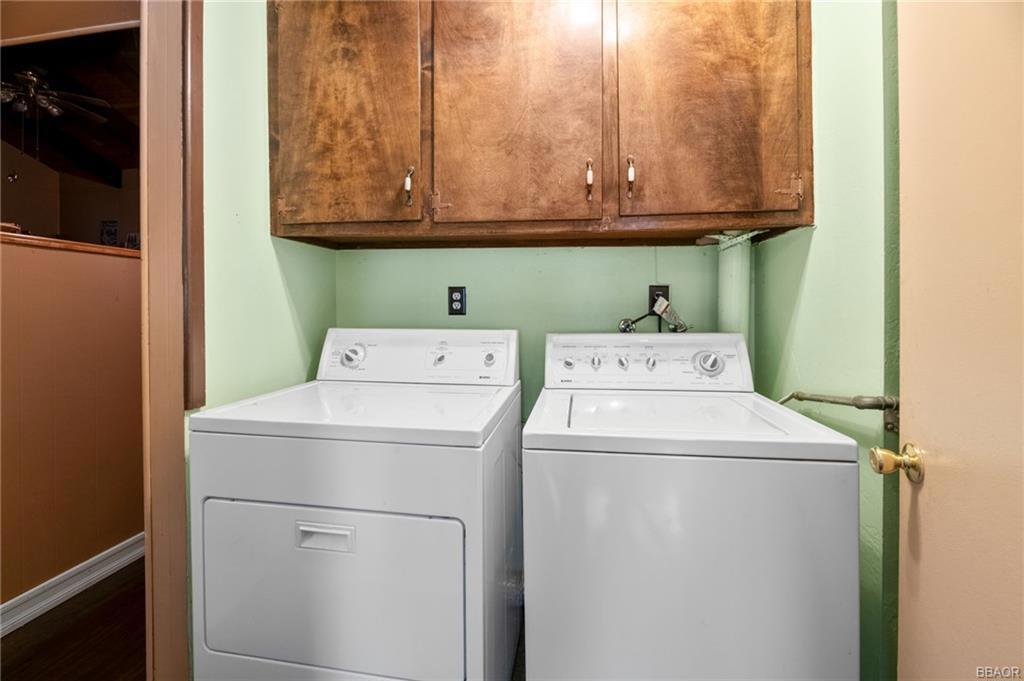 332 E Sherwood Boulevard Property Photo 18