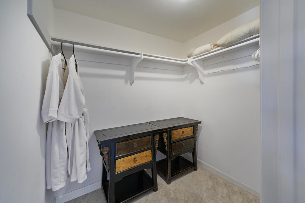1415 N Sunrise Way 49 Property Photo 22