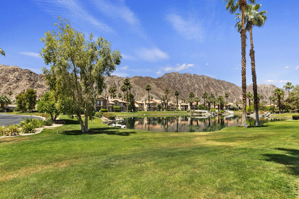 55459 Tanglewood Property Photo 2