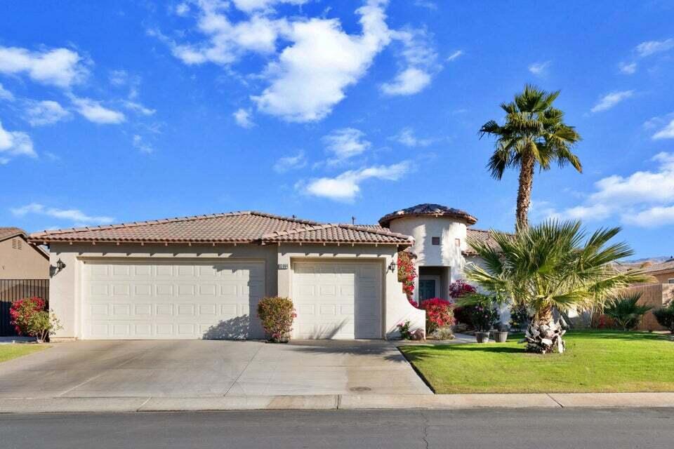 83094 Prairie Dunes Way Property Photo 1