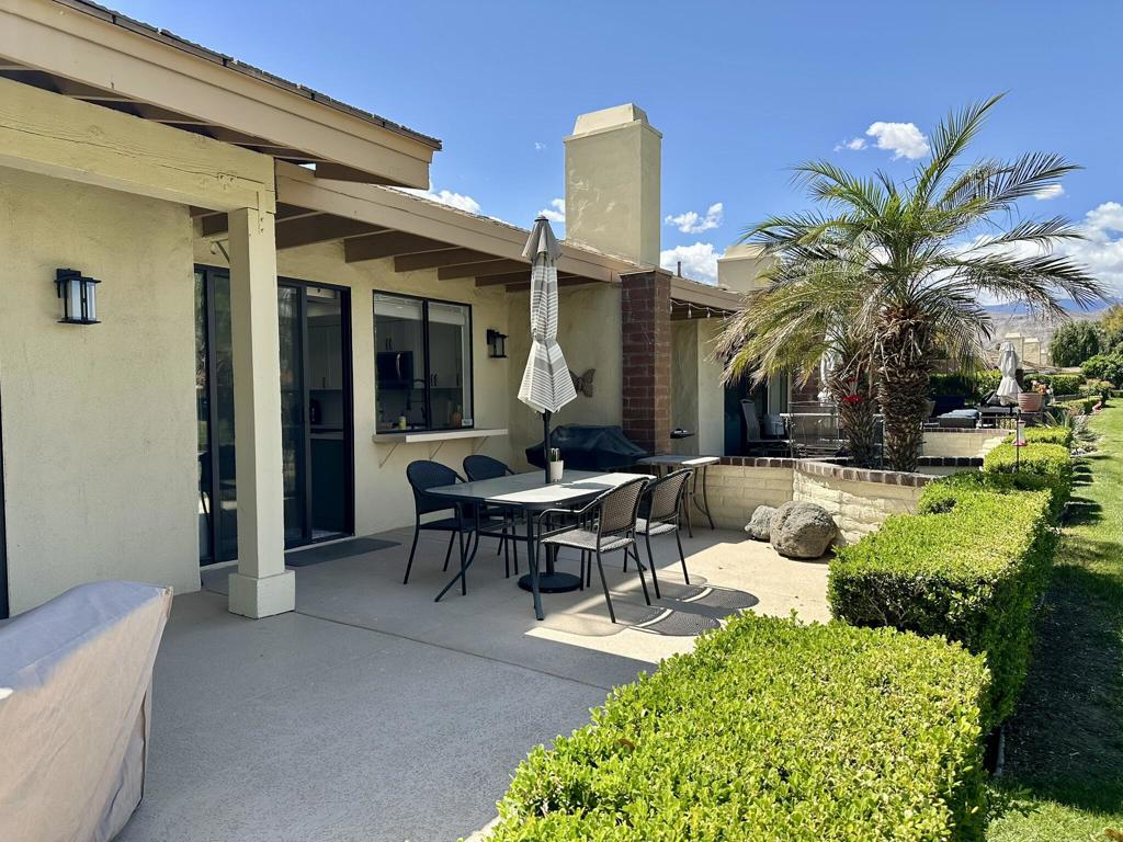170 Castellana S Property Photo 3