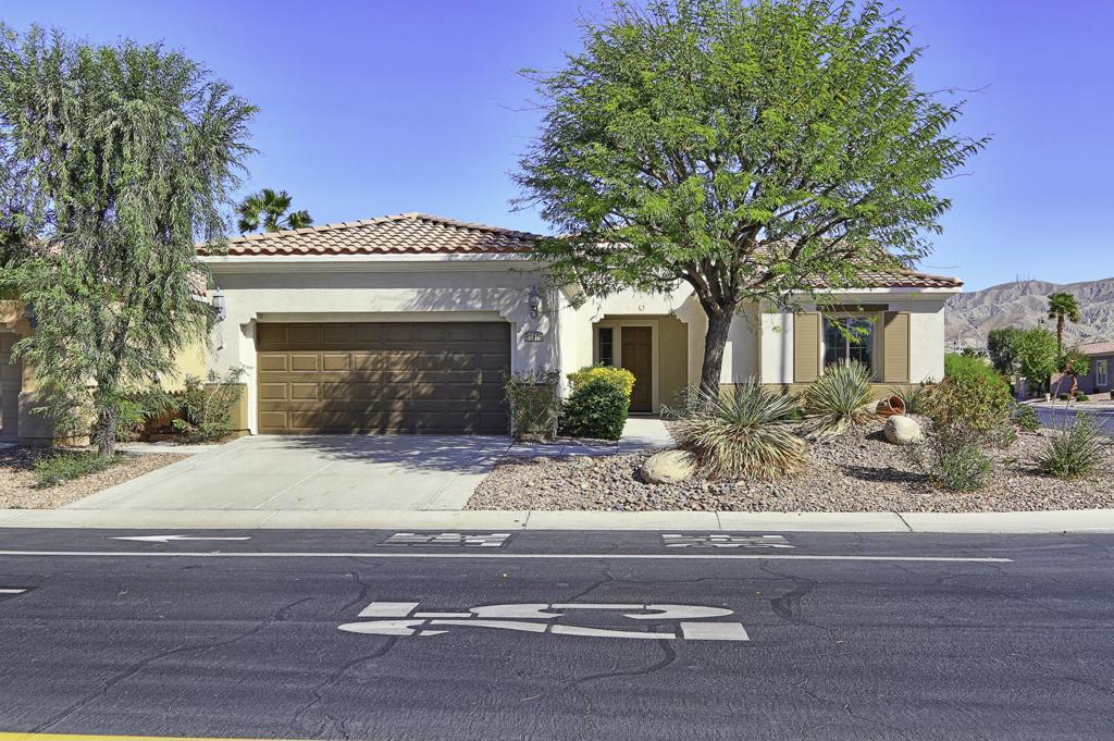 81876 Avenida Sombra Property Photo 1