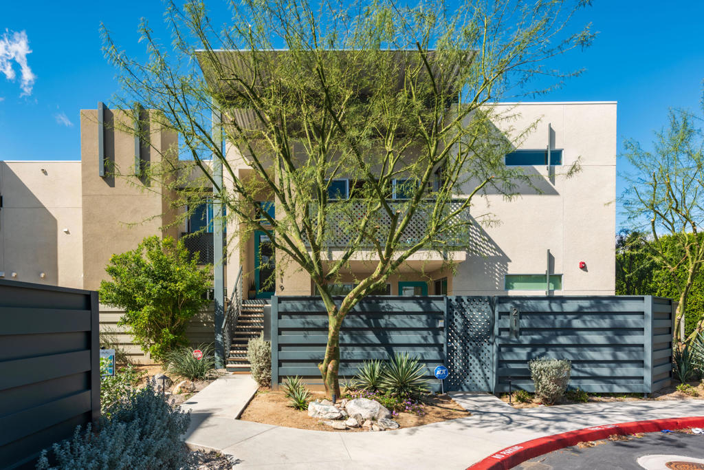 219 The Riv Property Photo 1