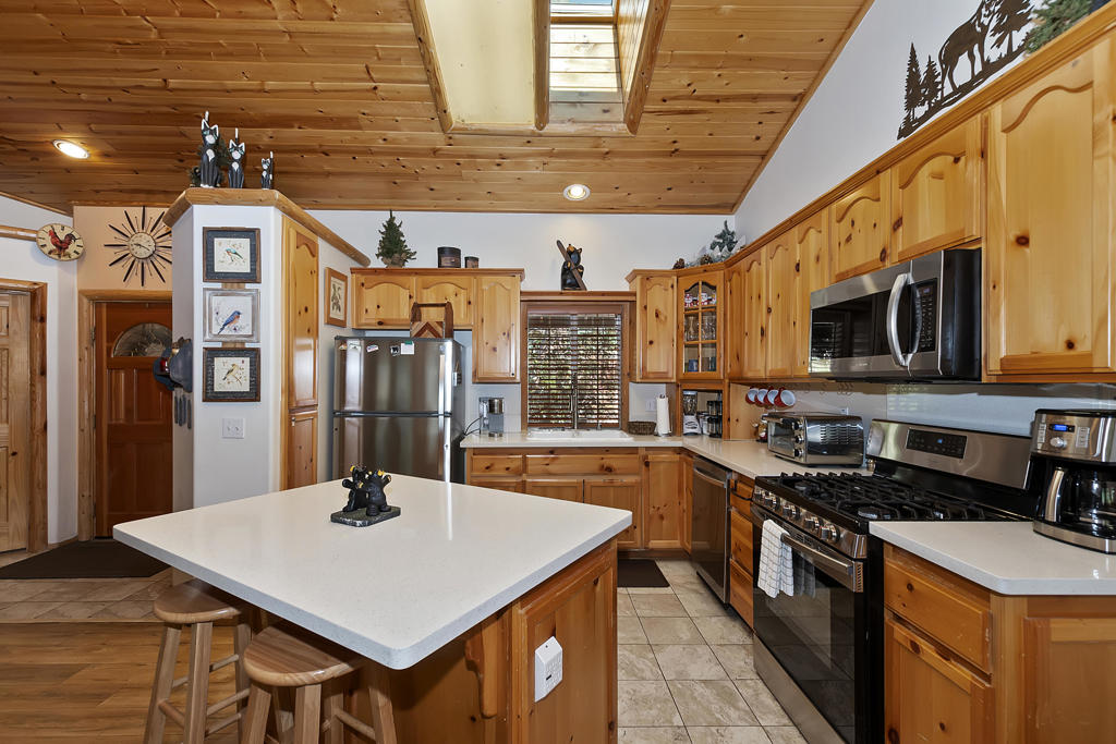 43259 Bow Canyon Road Property Photo 7