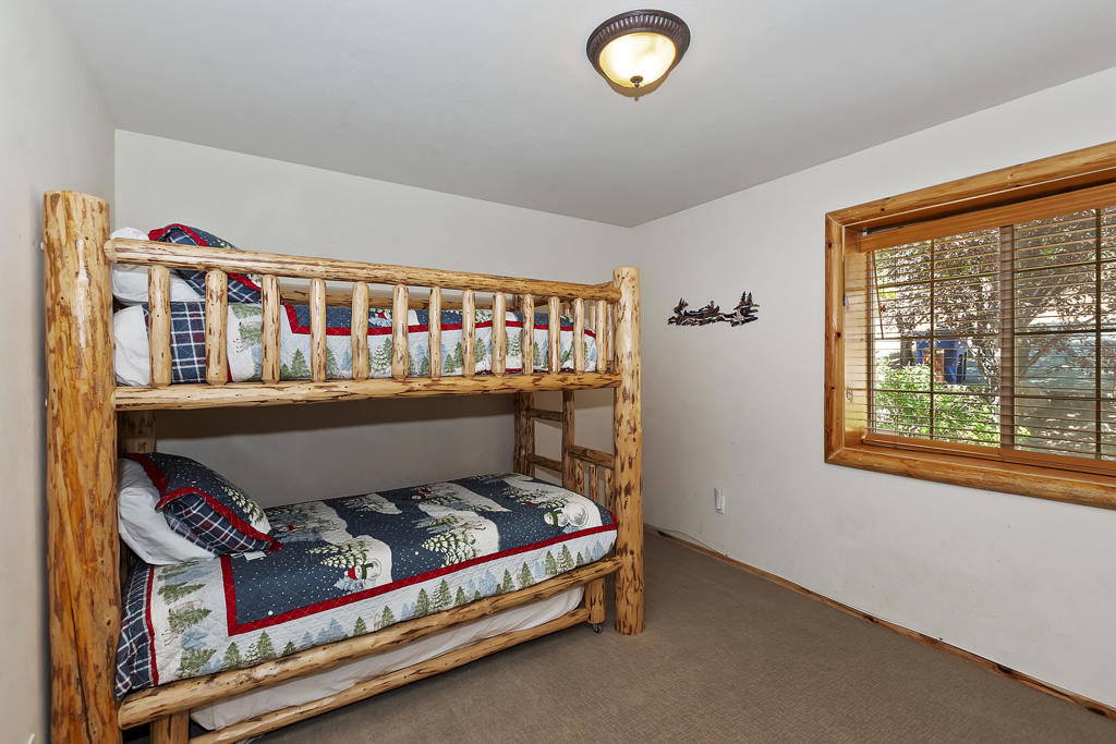 43259 Bow Canyon Road Property Photo 14