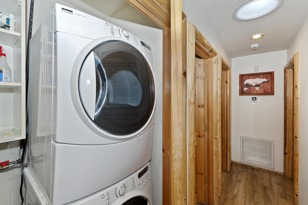 43259 Bow Canyon Road Property Photo 21